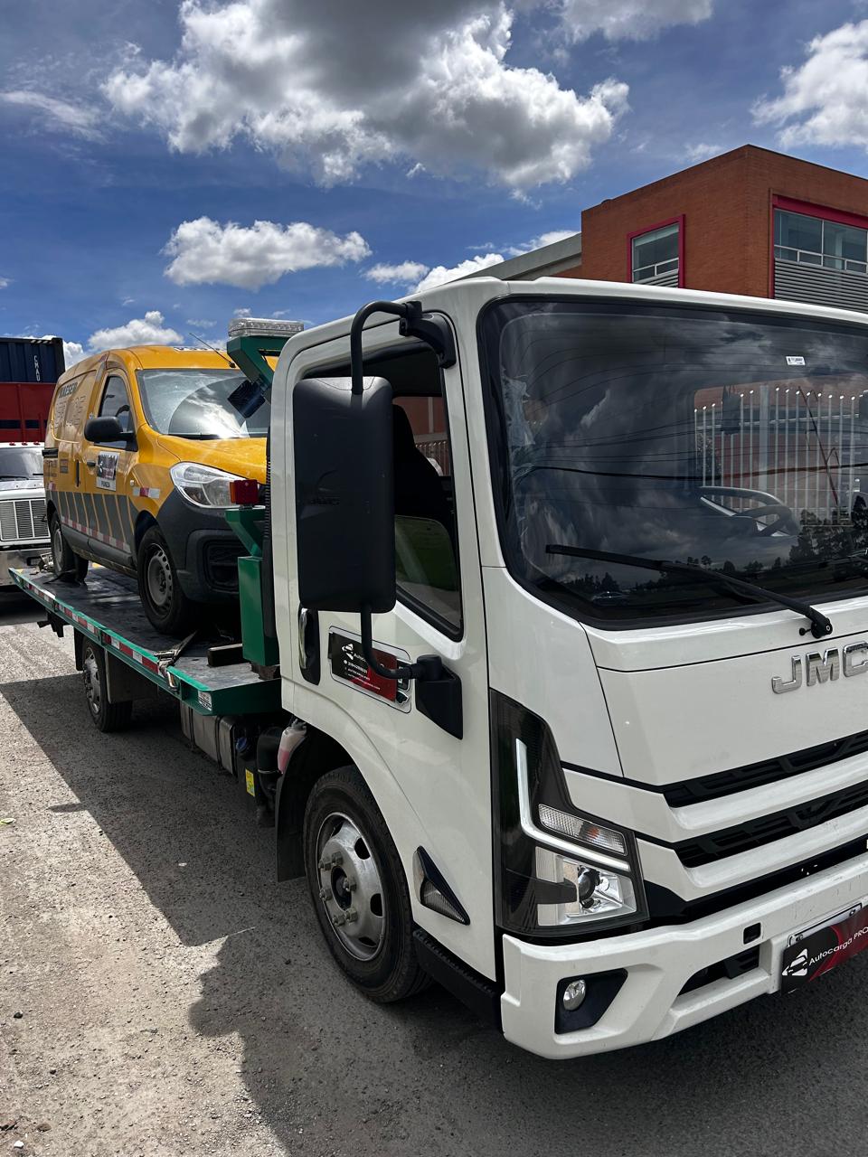 Servicio de grúas Autocarga Pro